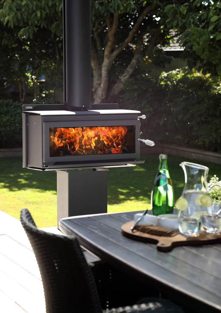 Metro 850P Outdoor Wood Fire Lifestyle